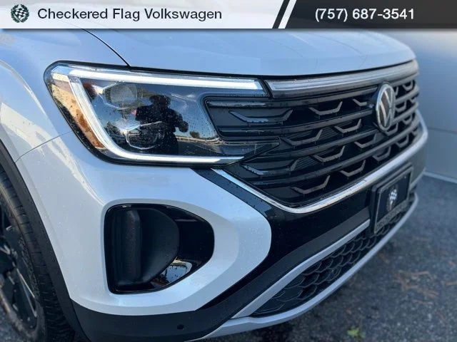 New 2026 White Volkswagen 2.0T SE image 2