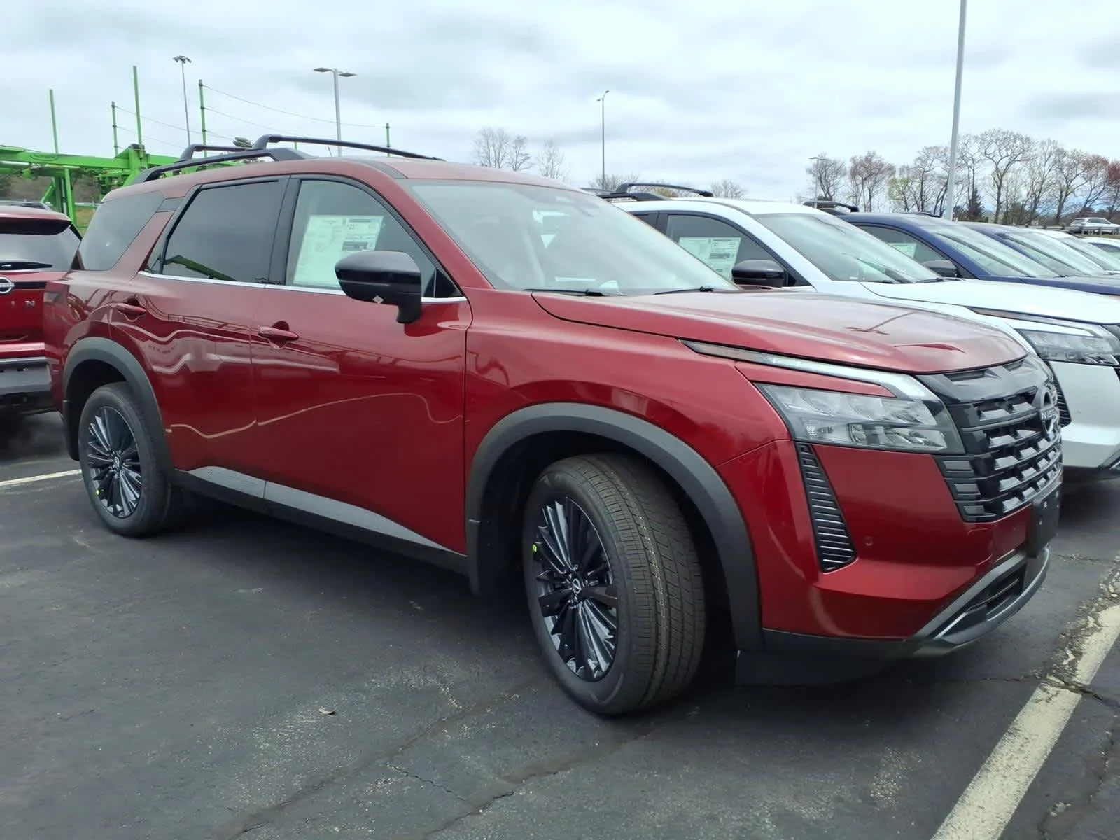 New 2026 Scarlet Ember Tintcoat Nissan SL image 2