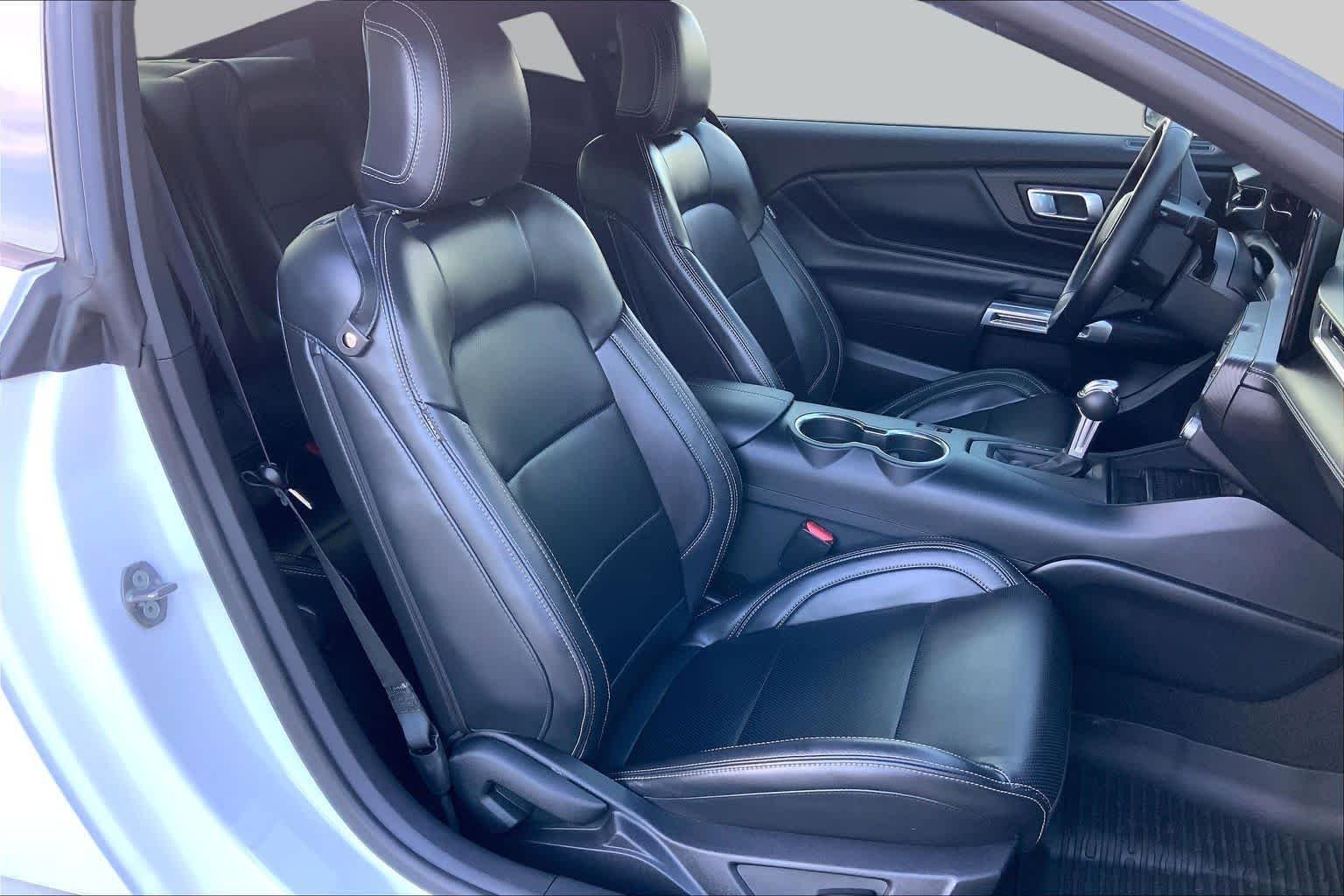 Used 2024 Oxford White Ford EcoBoost Premium image 9