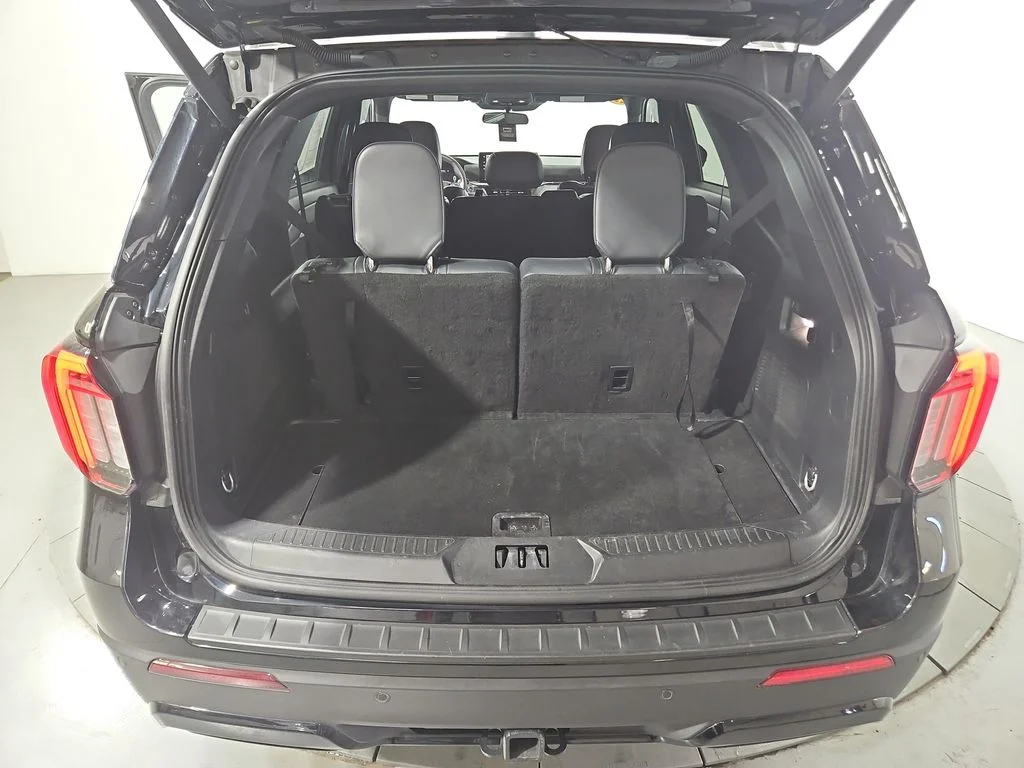 Used 2025 Black Ford ST-Line image 23