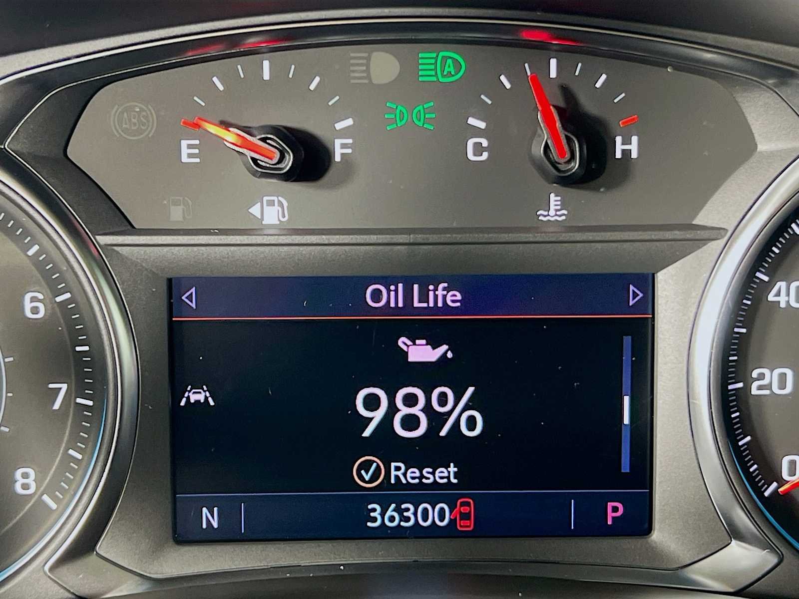 Used 2024 Mosaic Black Metallic Chevrolet RS image 12
