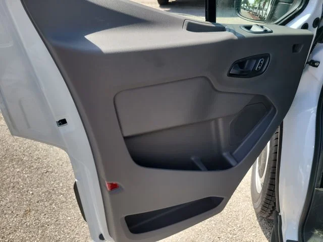New 2026 Oxford White Ford Base image 21