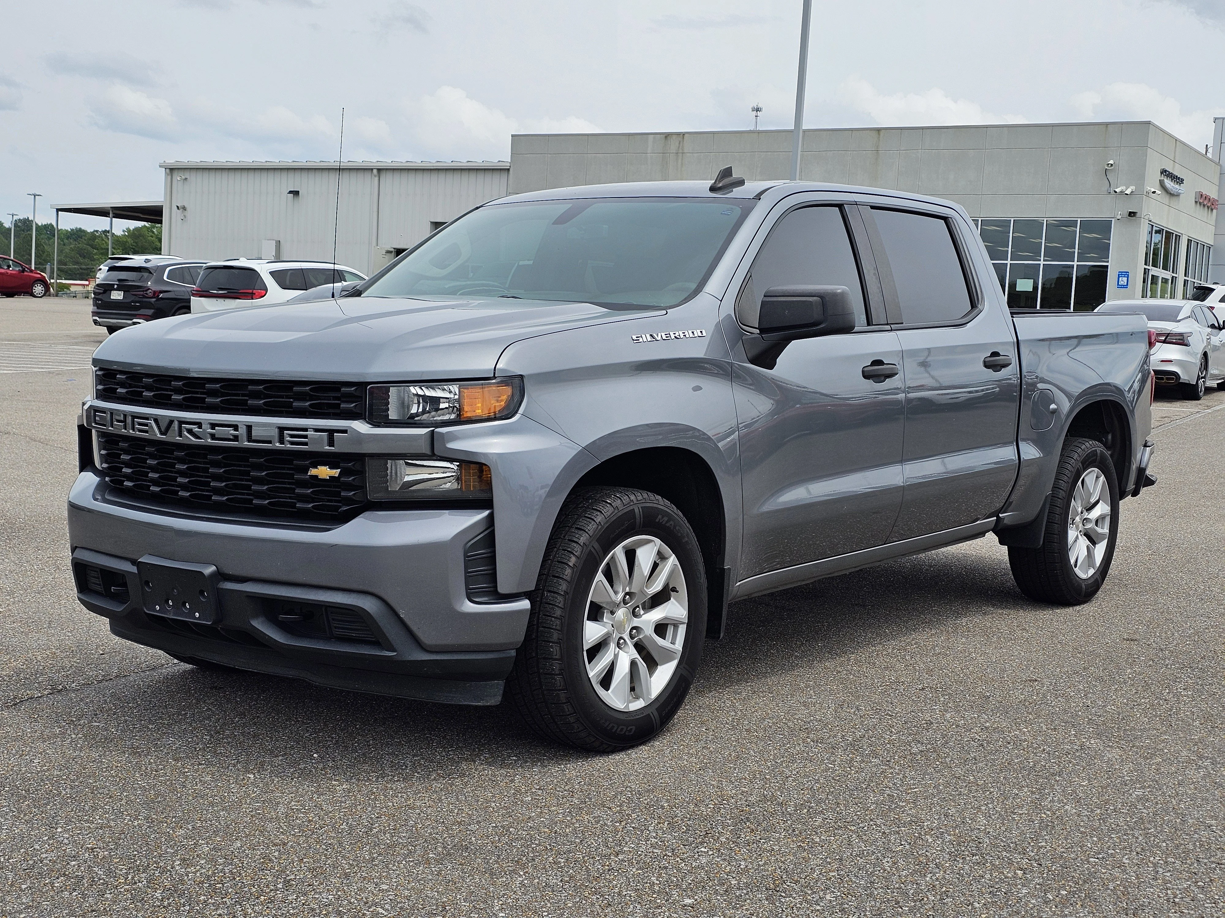 2020 Chevrolet Silverado 1500 Custom Crew Cab Short Box's photo