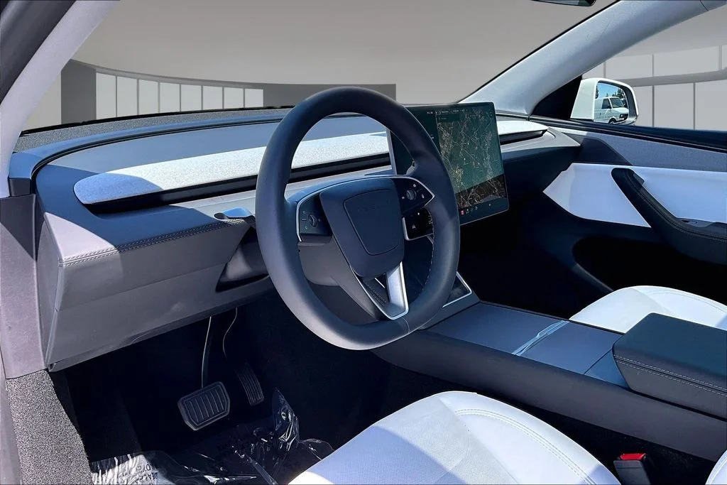 Used 2026 White Tesla Premium image 15