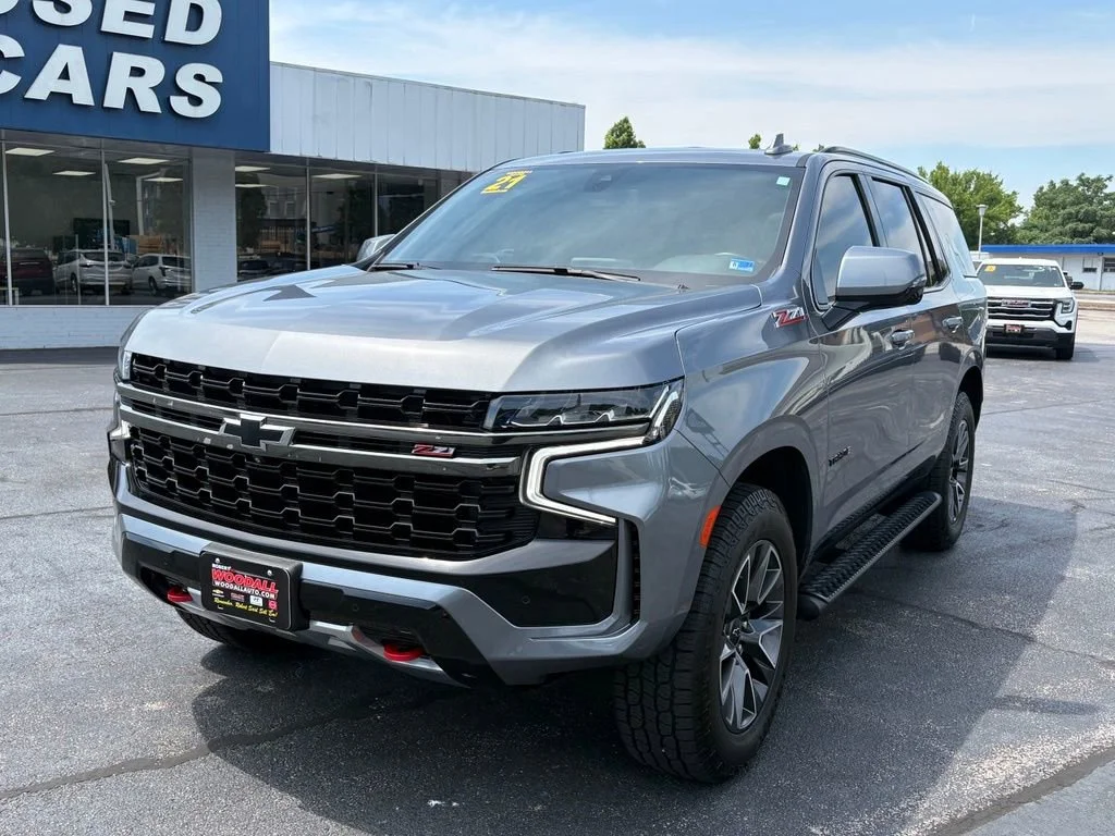 Used 2021 SATIN STEEL METALLIC Chevrolet Z71 image 3