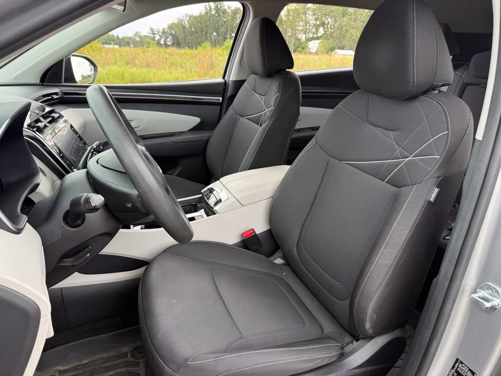 Used 2022 Silver Hyundai SEL image 12