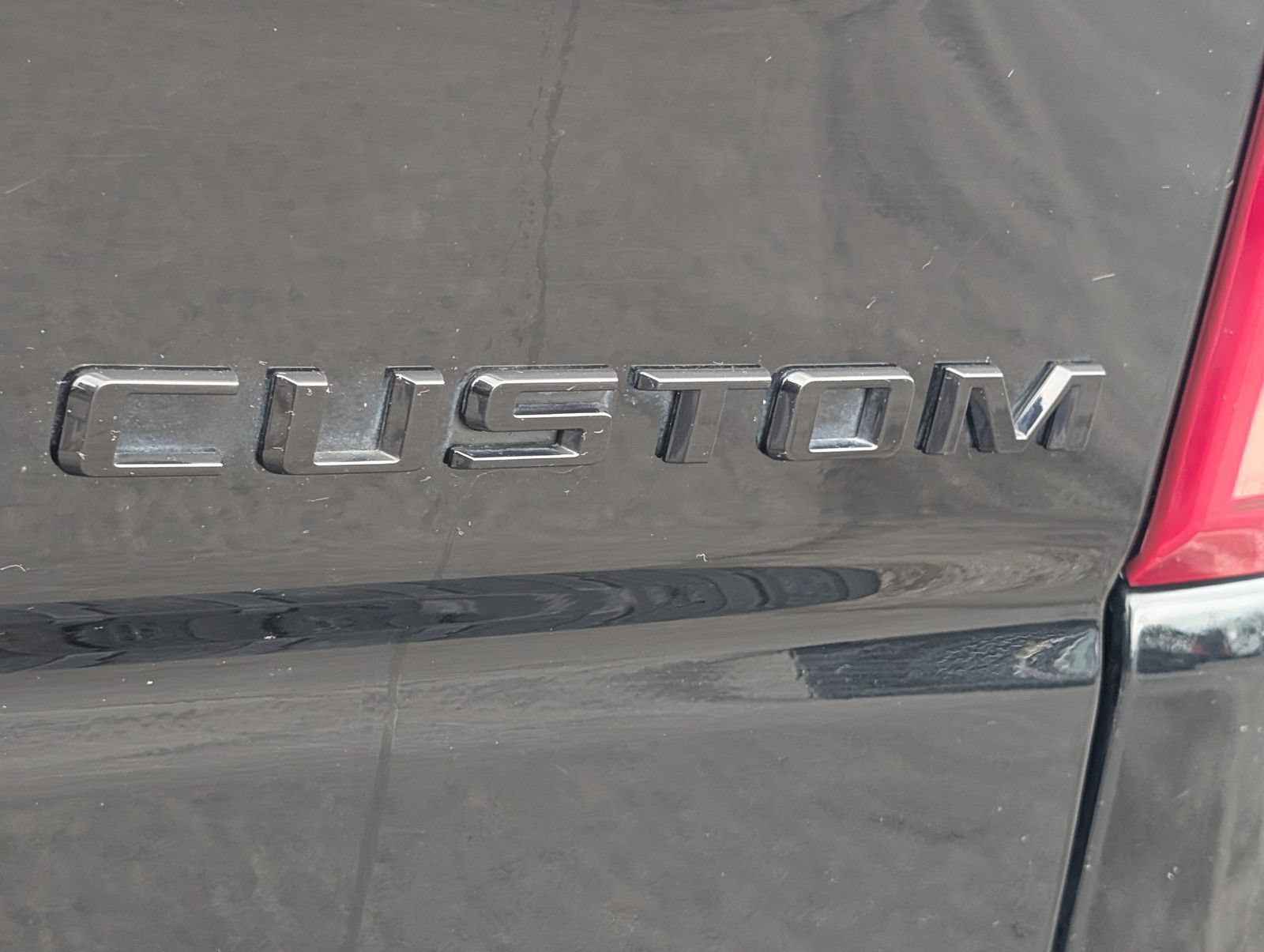 Used 2022 Black Chevrolet Custom image 5