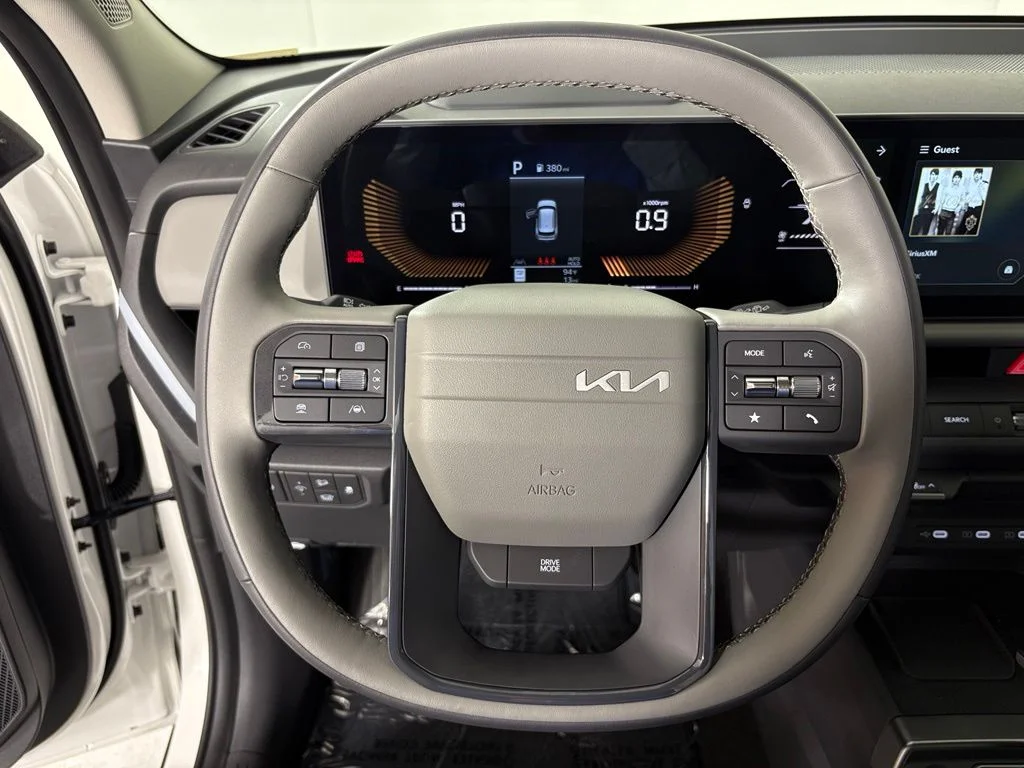 New 2027 Snow White Pearl Kia EX image 20