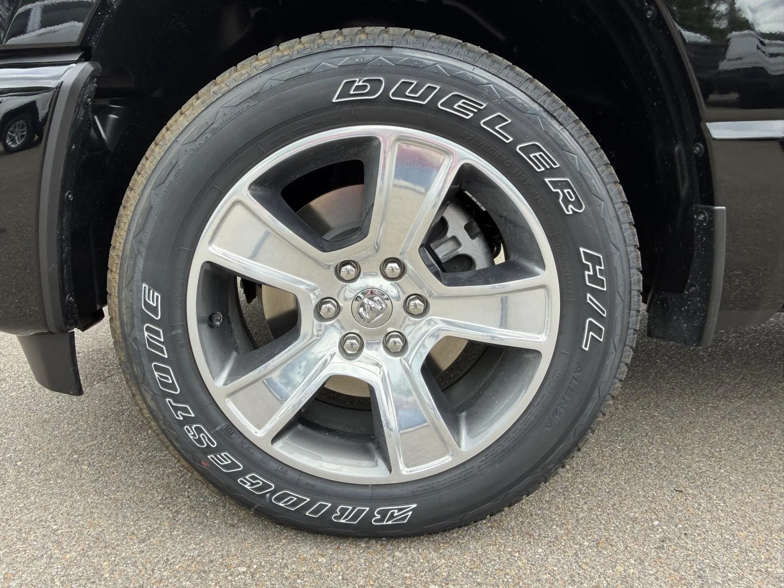 New 2026 Diamond Black Crystal Pearl-Coat Exterior Paint RAM Express image 25