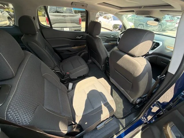 Used 2023 Blue GMC SLE image 33