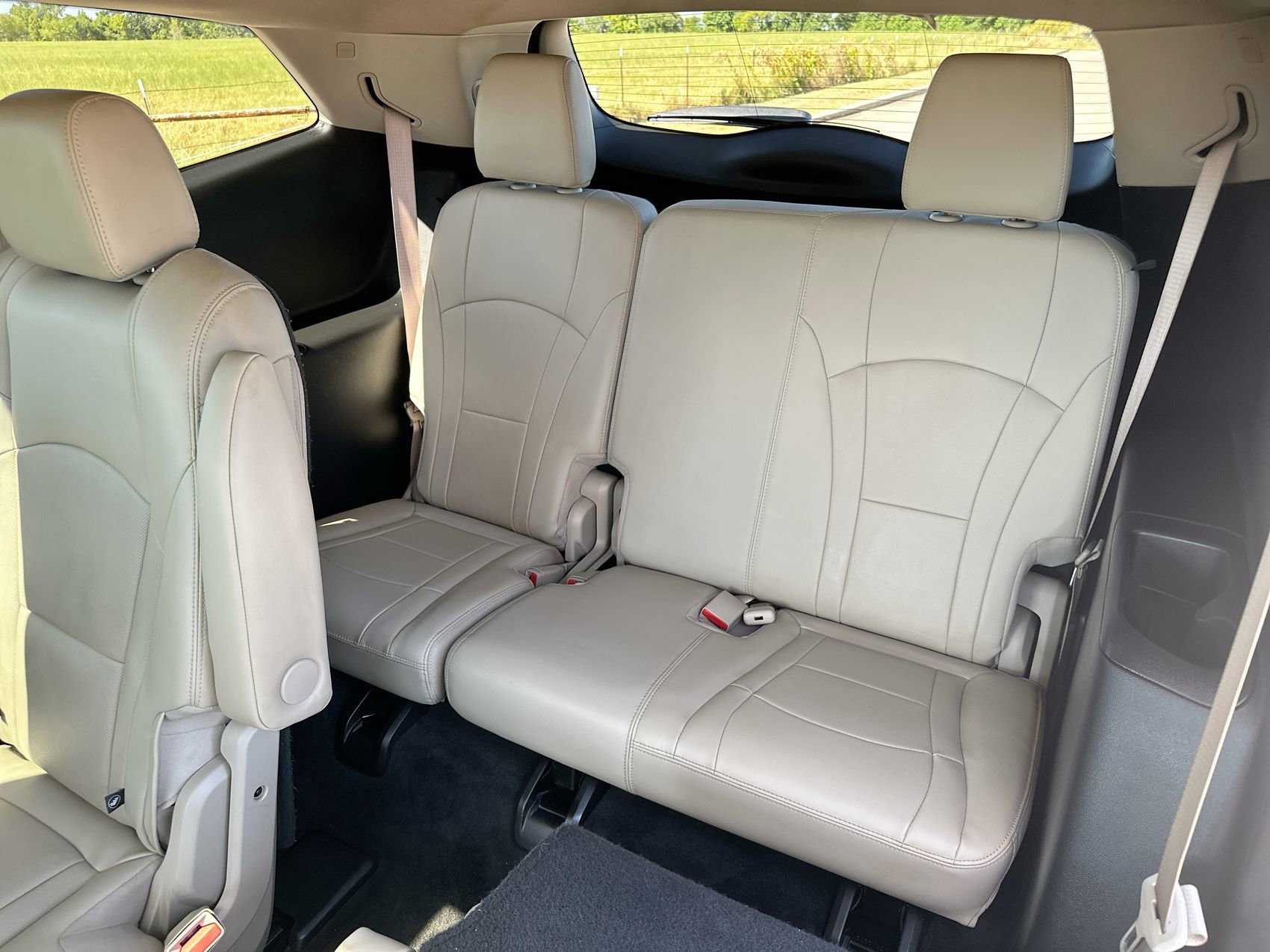 Used 2021 White Frost Tricoat Buick Premium Group image 23