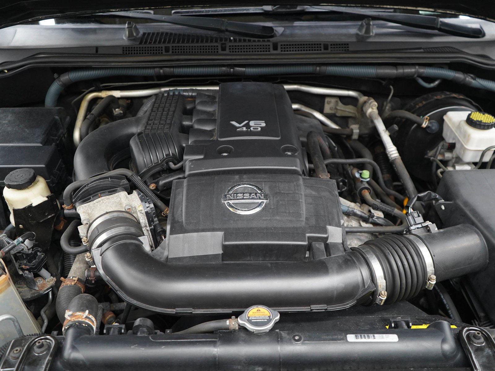 Used 2012 Super Black Metallic Nissan SV image 26