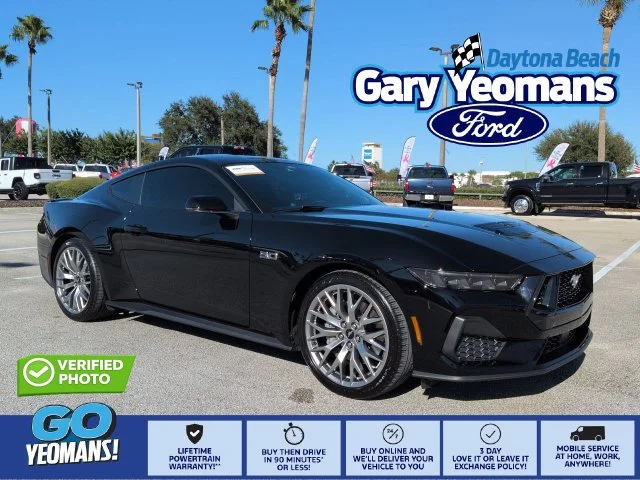 Used 2025 Black Ford GT Premium image 1