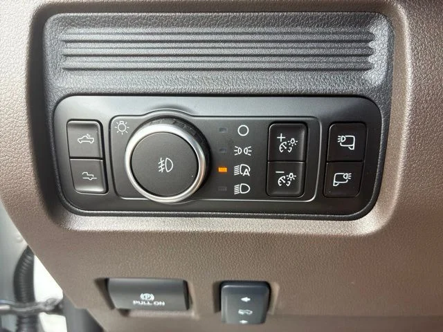 New 2026 White Ford King Ranch image 36
