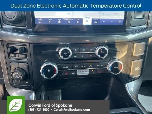 Used 2023 Oxford White Ford XLT image 11