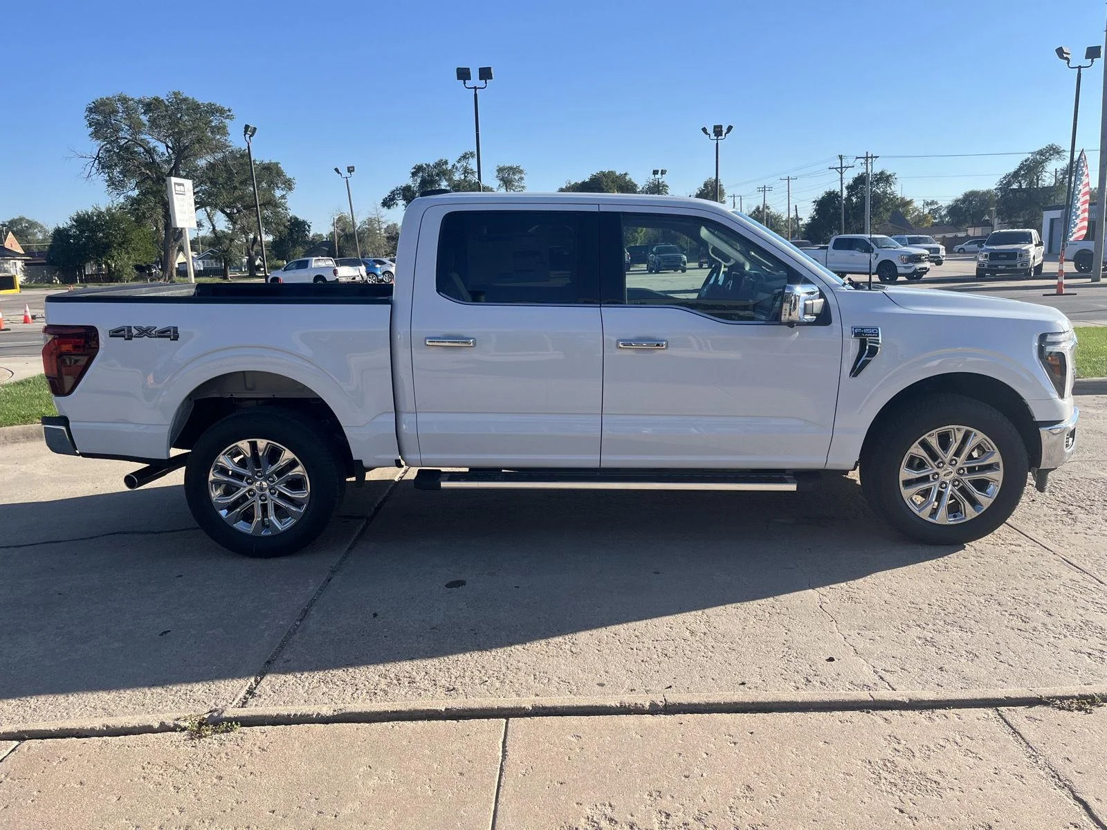 New 2026 Oxford White Ford LARIAT image 5