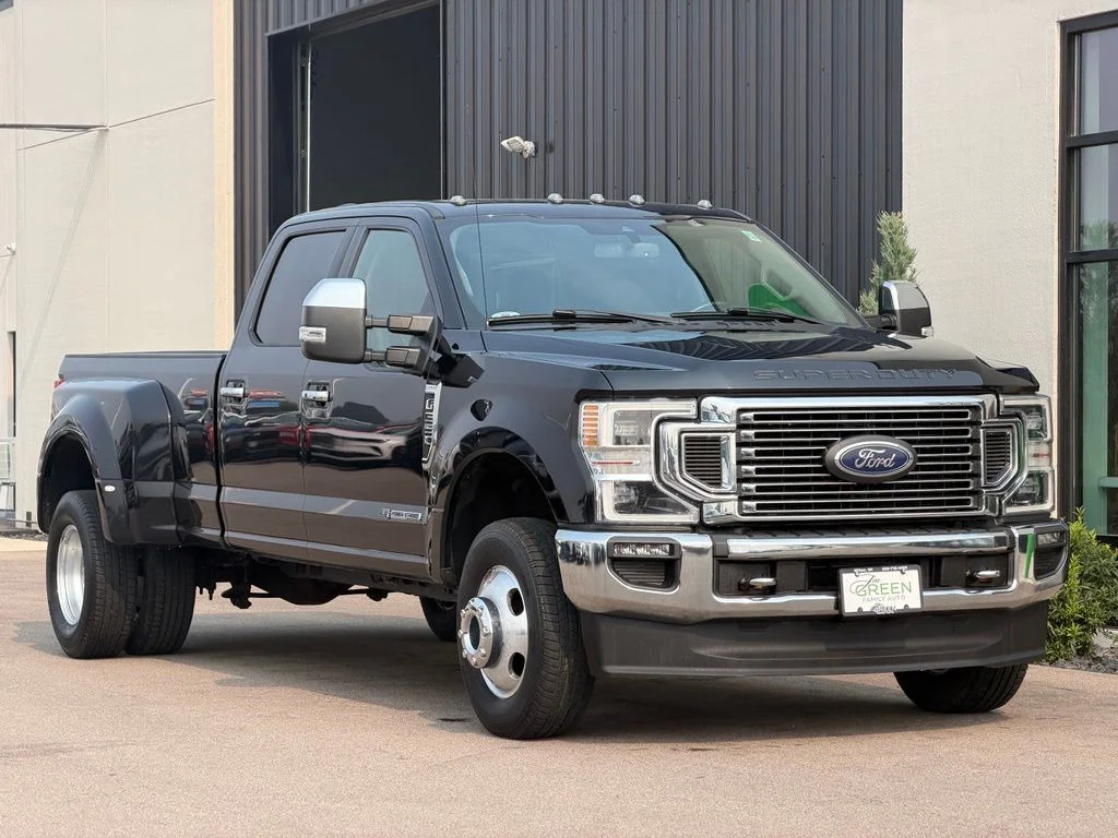 Used 2020 Black Ford Lariat image 4