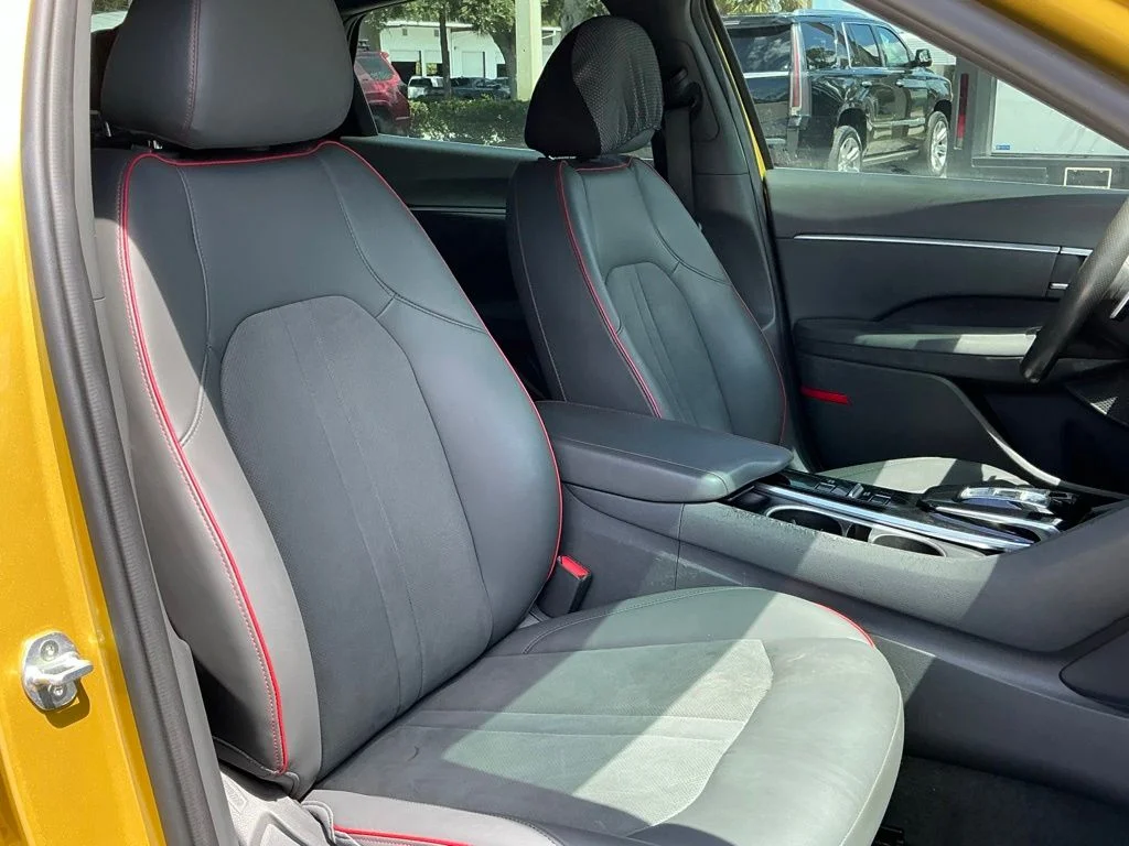 Used 2021 Yellow Hyundai SEL Plus image 20