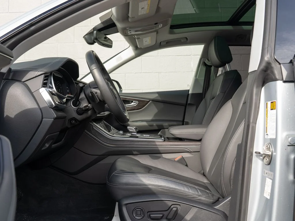 Used 2023 Silver Audi 55 Premium Plus image 17