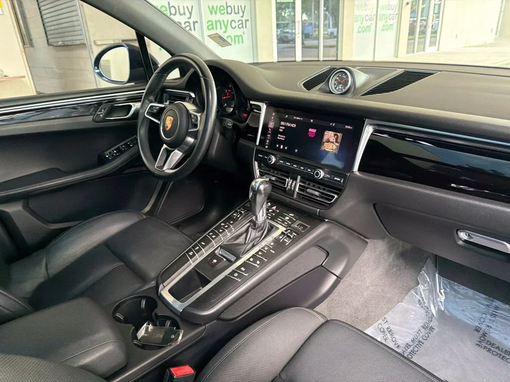 Used 2019 Black Porsche Base image 23