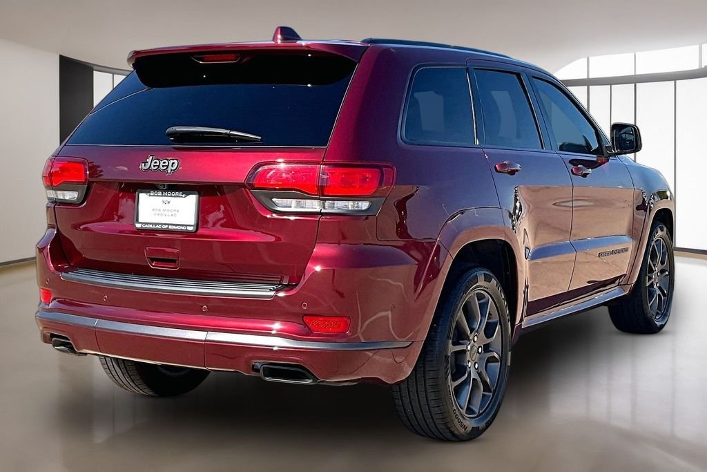 Used 2020 Red Jeep Overland image 2