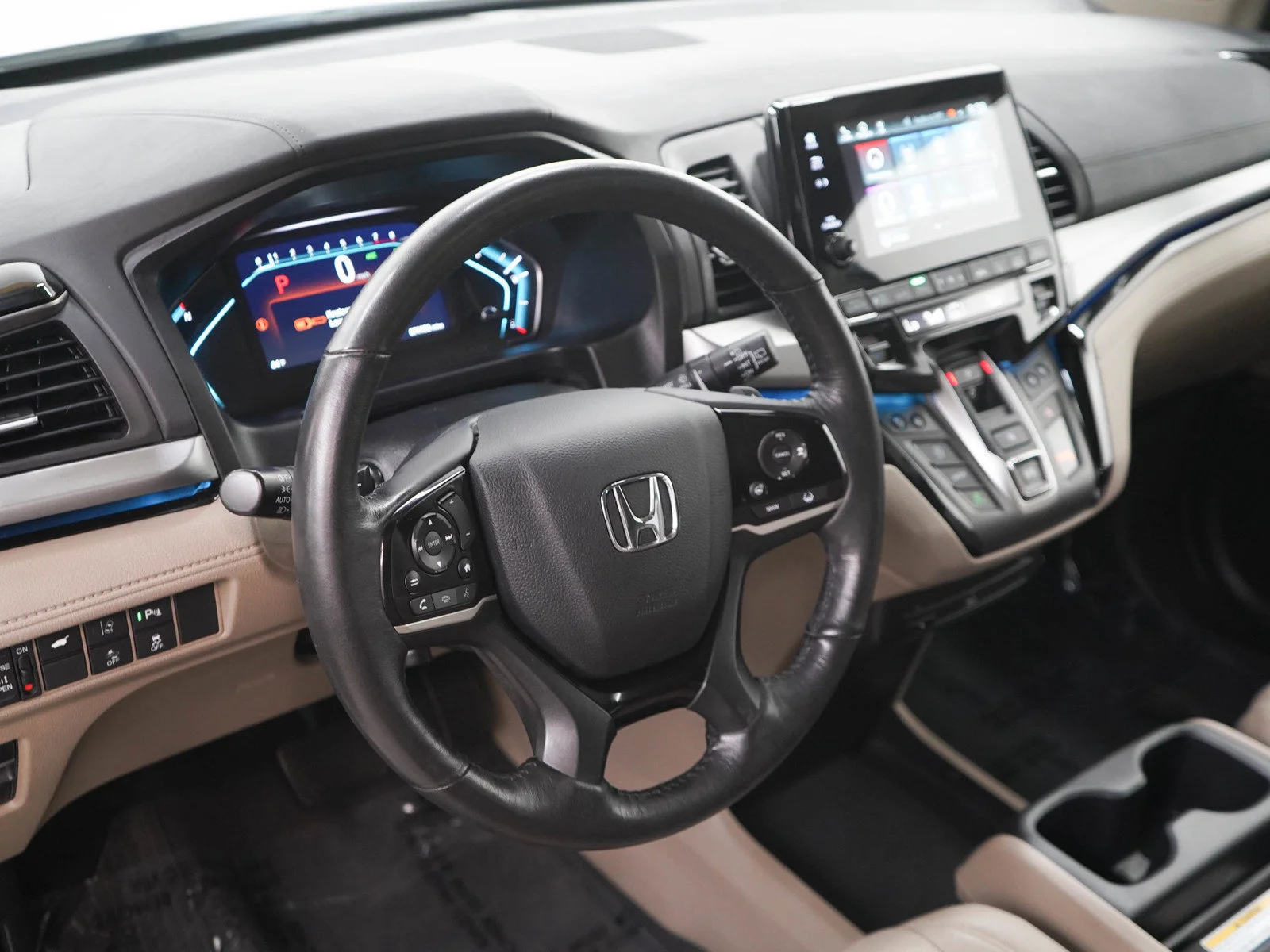 Used 2020 White Honda Elite Auto image 25