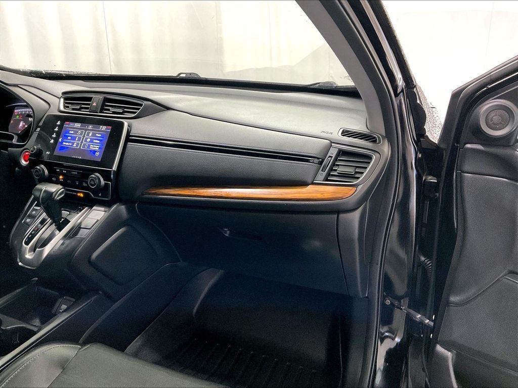 Used 2018 Crystal Black Pearl Honda EX-L image 13
