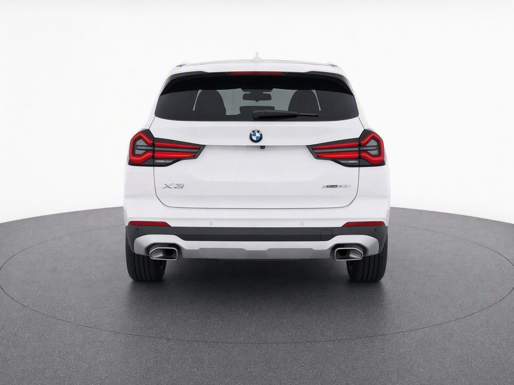 Used 2023 Alpine White BMW xDrive30i image 7