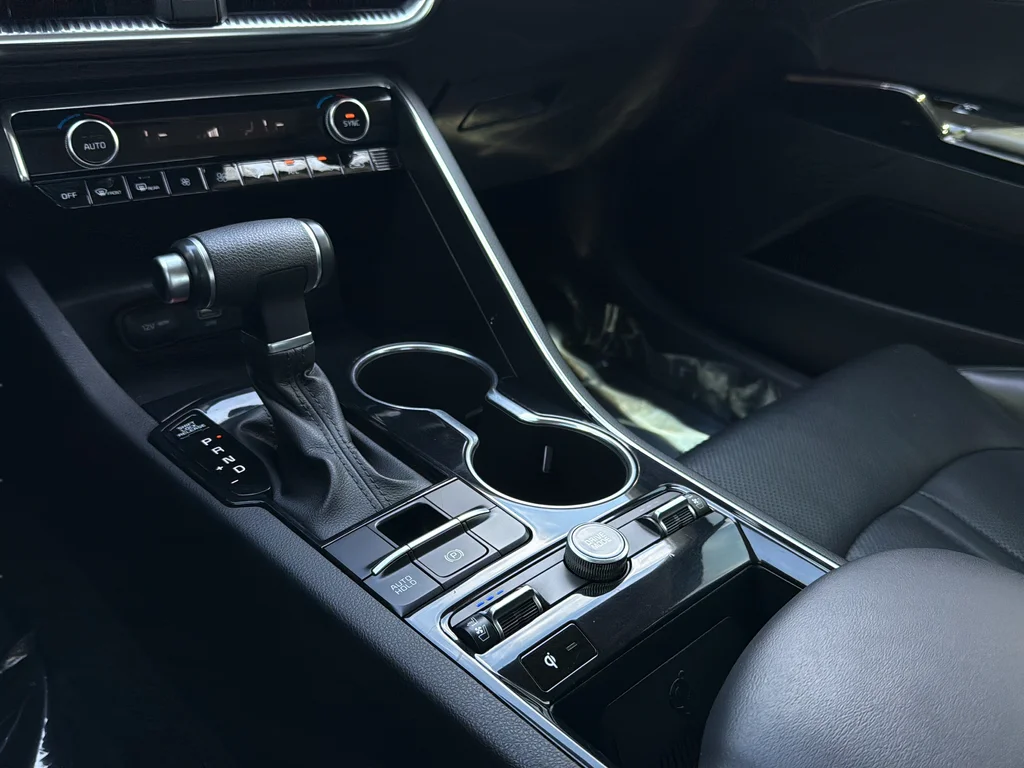 2023 Kia K5 EX - Photo 19