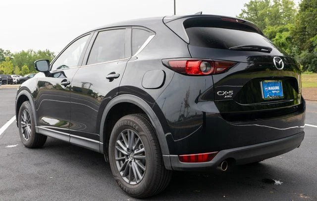 Used 2020 Black Mazda Touring image 8