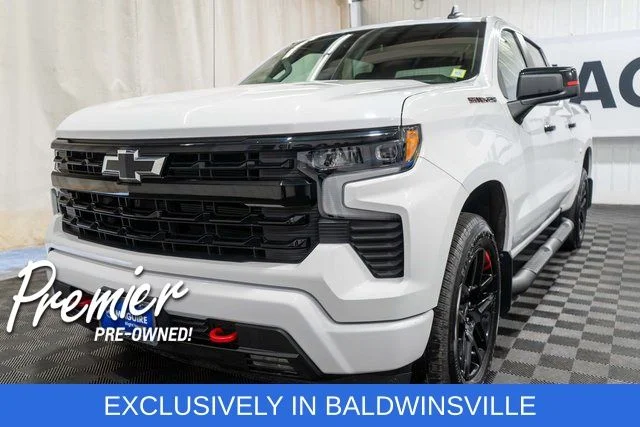 Used 2023 White Chevrolet RST image 2