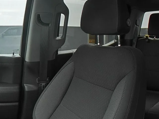 Used 2020 White Chevrolet LT image 39