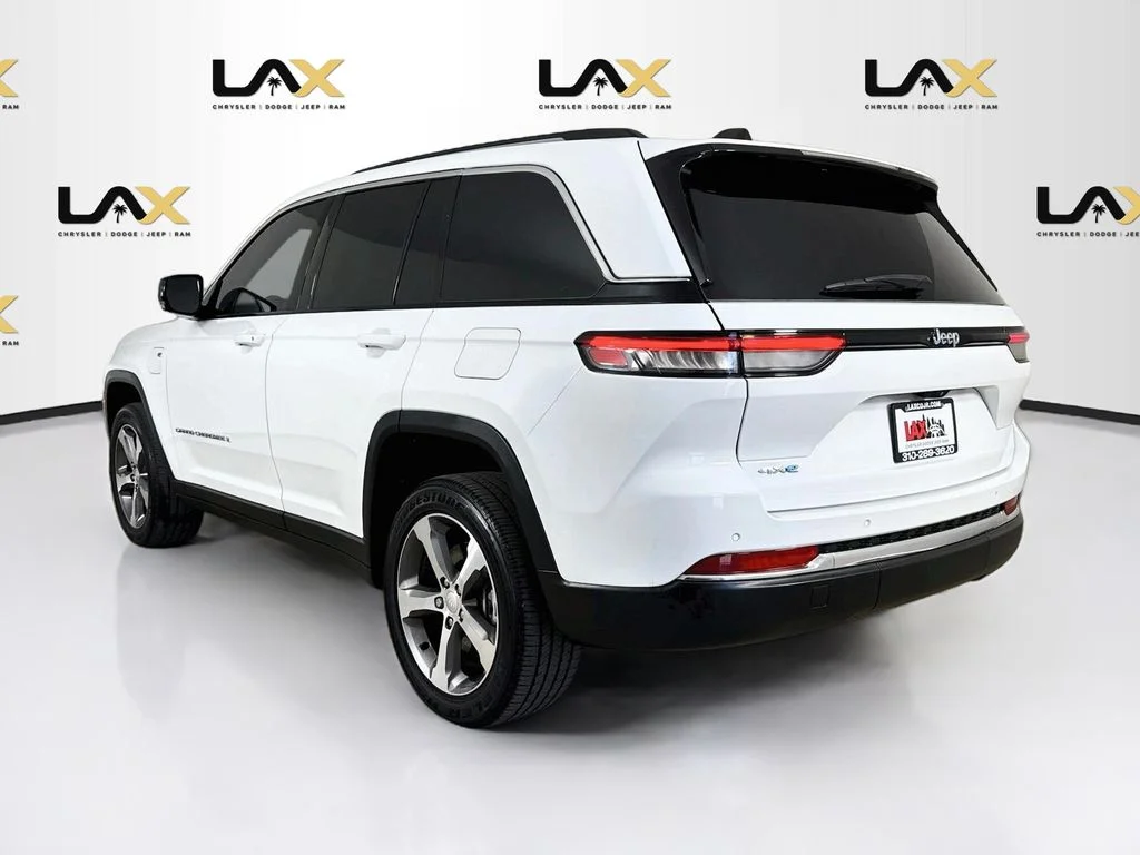 Used 2023 White Jeep 4xe image 5