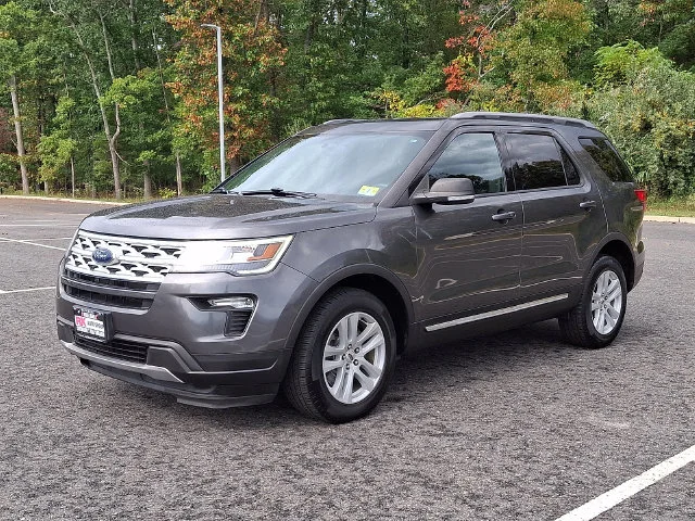 Used 2019 Gray Ford XLT image 4