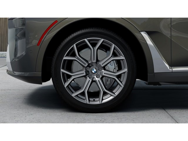 New 2027 Dravit Grey Metallic BMW xDrive40i image 7
