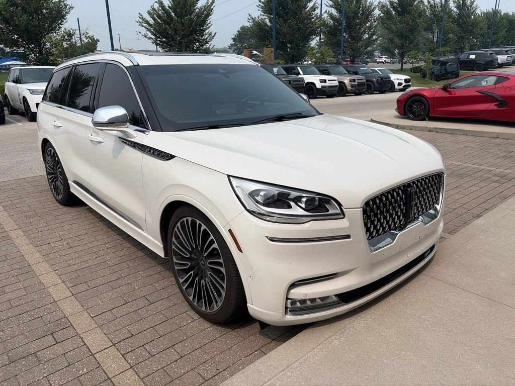 Used 2020 White Lincoln Black Label image 3