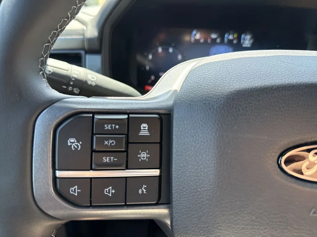 Used 2025 Blue Ford Lariat image 23
