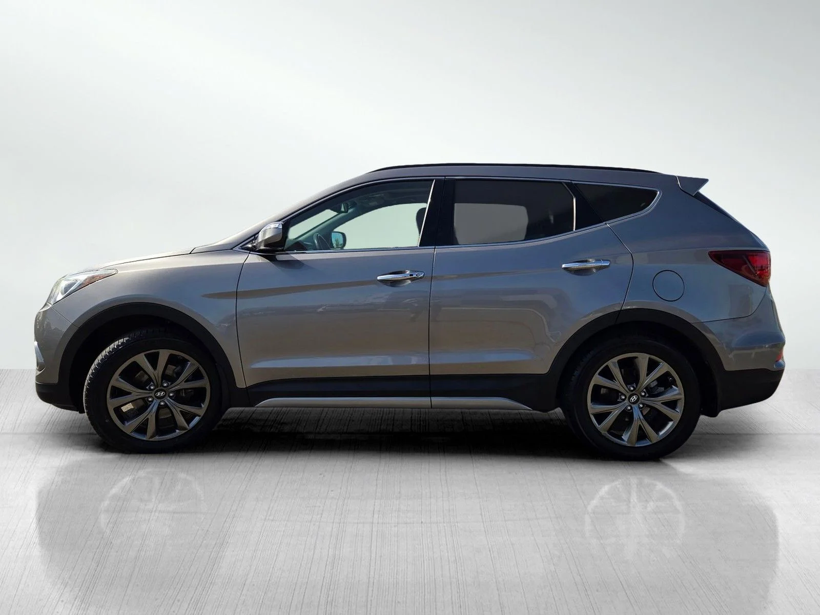 Used 2018 Mineral Gray Hyundai 2.0T Ultimate image 10