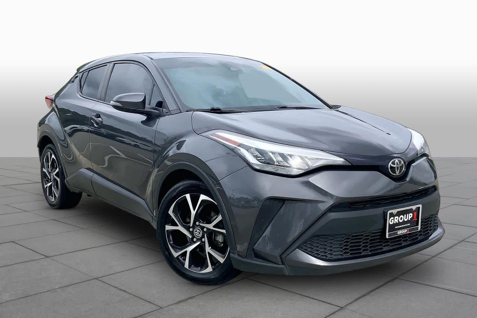 Used 2022 Magnetic Gray Metallic Toyota XLE image 3