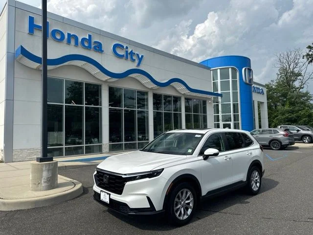 Certified Used 2023 Platinum White Pearl Honda EX-L image 2