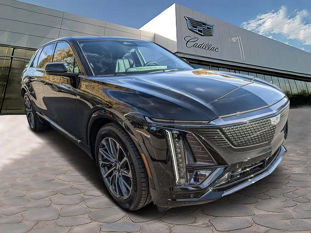 2026 Cadillac LYRIQ Premium Sport - Photo 5