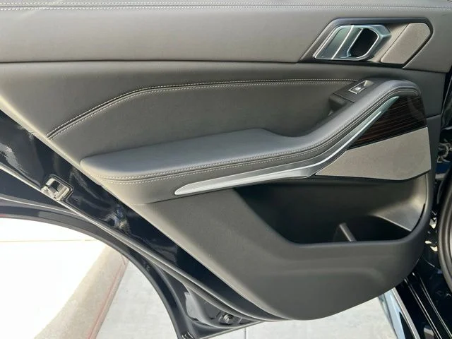 2026 BMW X5 40i - Photo 24