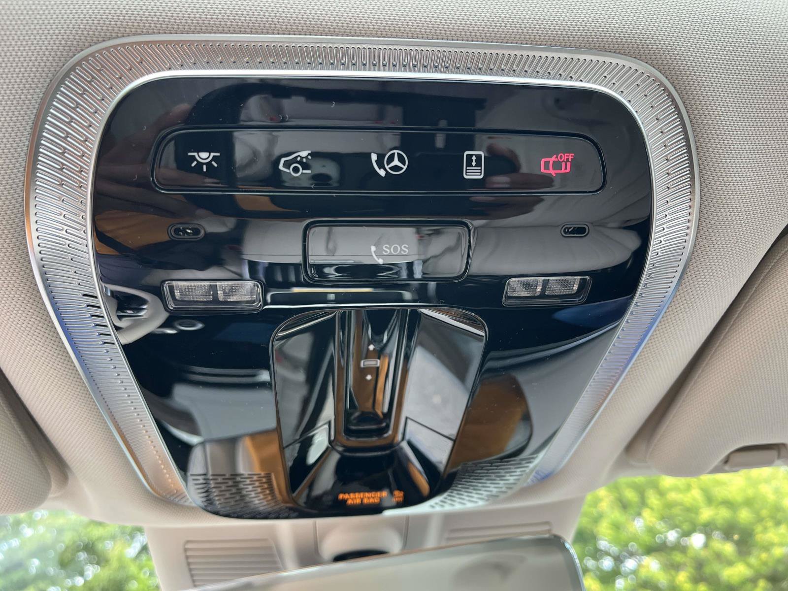New 2027 MANUFAKTUR Moonlight White Metallic Mercedes-Benz S 500 4MATIC® Sedan image 30
