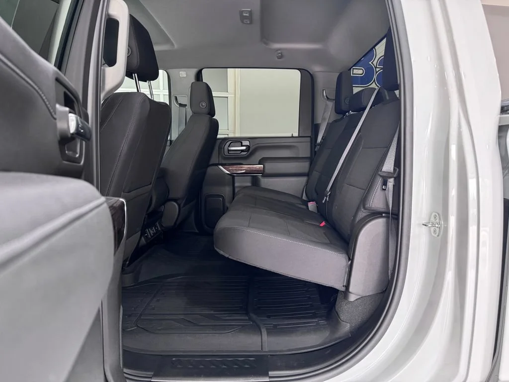 Certified Used 2022 Summit White GMC SLE image 13