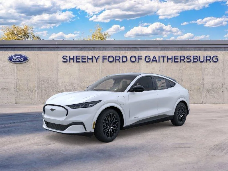 New 2026 Star White Metallic Tri-coat Ford Premium image 1