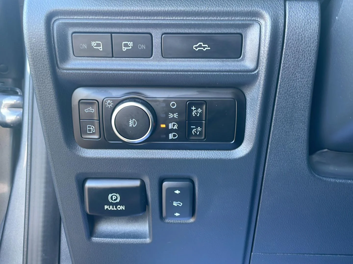 Used 2023 Carbonized Gray Ford LARIAT image 16