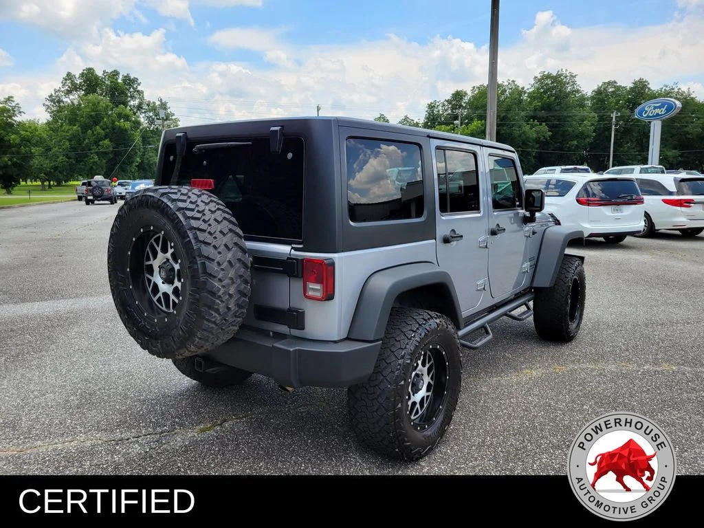 Used 2016 Silver Jeep Unlimited Sport image 6