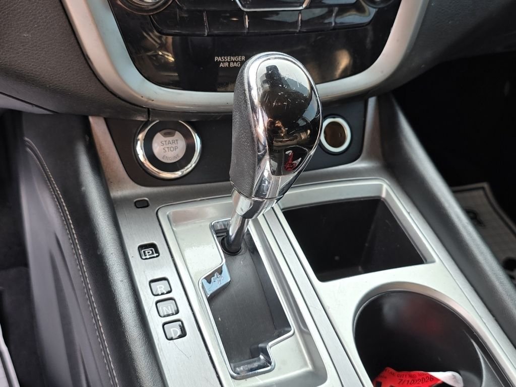 Used 2020 Gray Nissan SL image 22