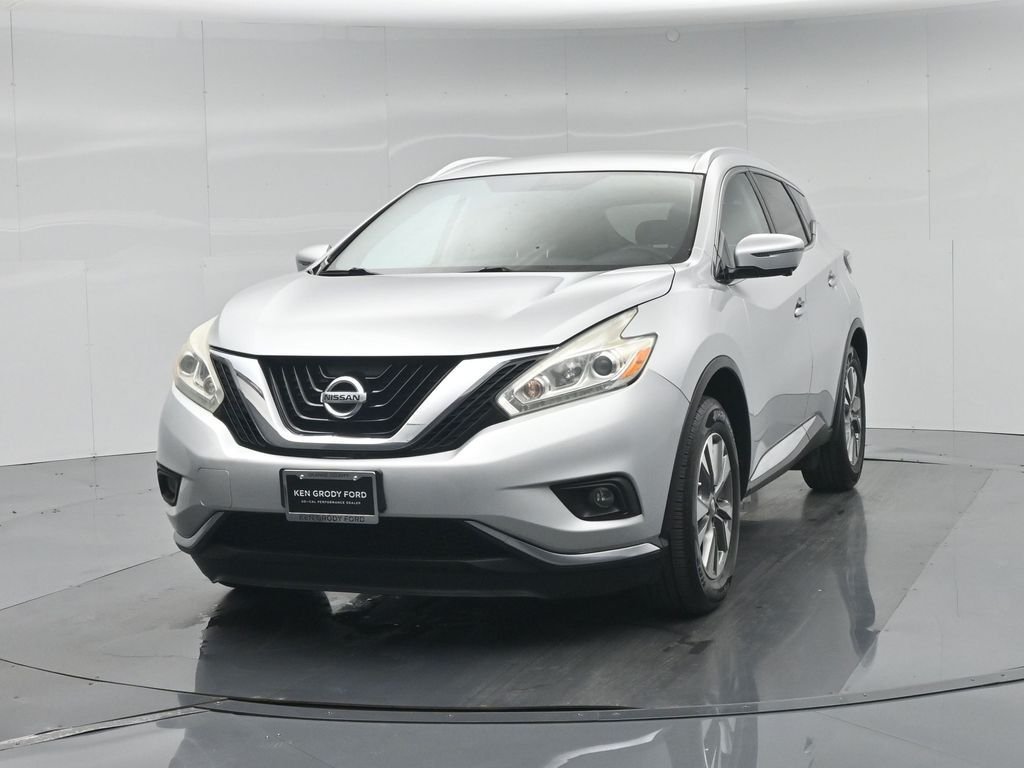 Used 2016 Silver Nissan SL image 52