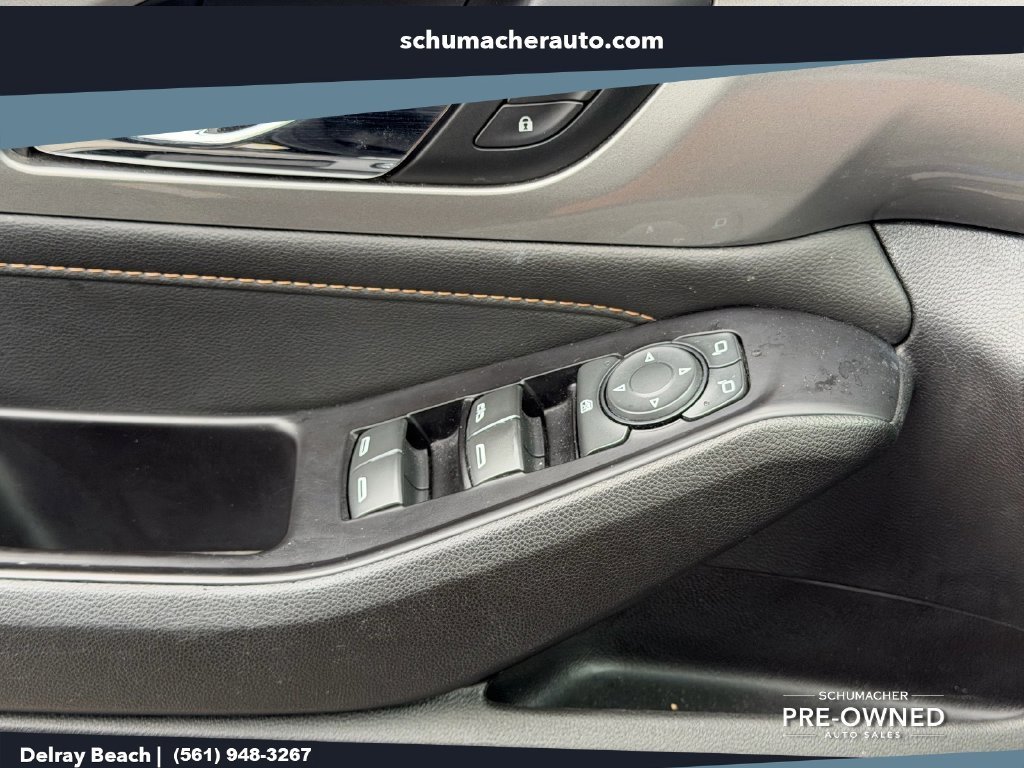 Used 2019 Black Chevrolet 3LT image 26